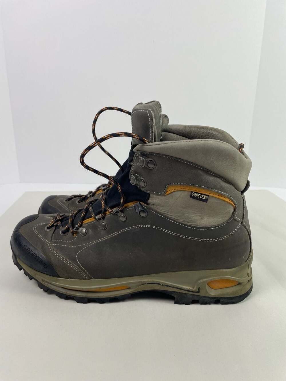 La Sportiva Gore-Tex Hiking Boots Grey Leather Vibram Sole Men's Size 10.5